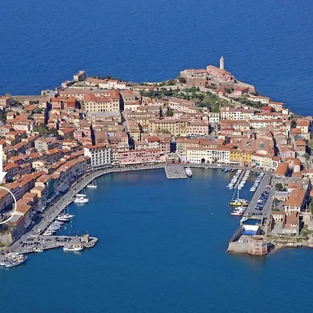 Cosmopolis - Argonautivacanze * Portoferraio