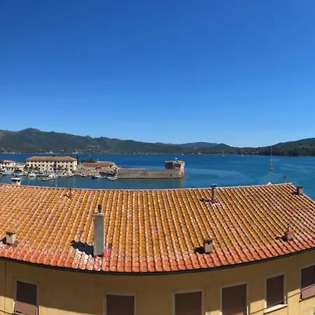 Cosmopolis - Argonautivacanze * Portoferraio